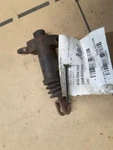 Clutch Slave Cylinder 2.0L Speed Fits 05-13 Tucson 99909 Used. Price: $57.50.