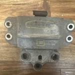 Volkswagen Jetta Passat Beetle Tdi Gli 2.0 Dsg Transmission Mount 1KO199555 Cf Used. Price: $49.95.