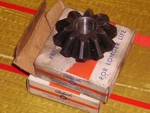 1940-1 Packard 110 Rear Axle Spider Gears. N.o.s. Pair. New. Price: $29.99.