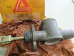 1959 Hillman Minx, MG1100 Clutch Master Cylinder Nos Lockheed L4222-977 ????? New. Price: $125.19.