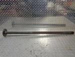 Axle Shaft Rear Model Vin R/v 5TH Digit Fits 73-91 Gmc 3500 Pickup 174513 Used. Price: $100.00.